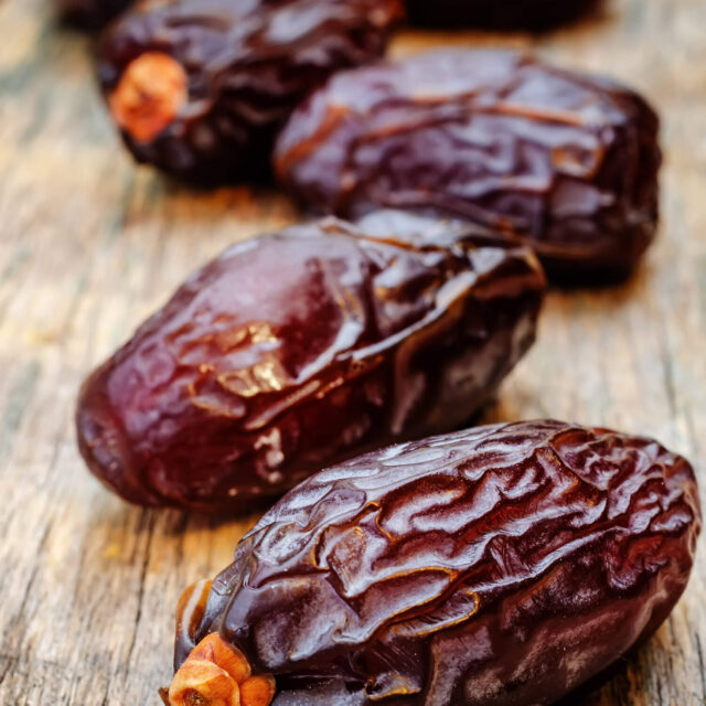 irandatefruitsexporter.com — premium Iran date fruit
